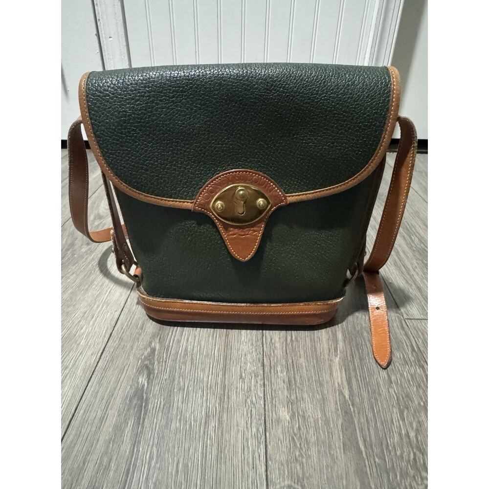 Dooney & Bourke Bucket Shoulder Bag Genuine Leather Vintage Gold Hardware